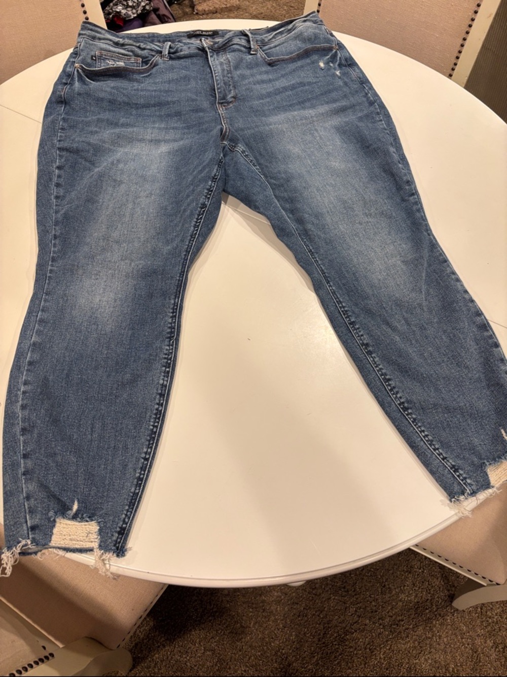 Judy Blue Medium Wash Distressed skinny fit size 22w